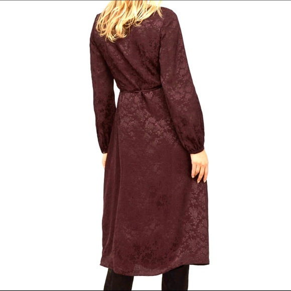 H&M Jacquard Weave Wrap Dress - Picture 2 of 5